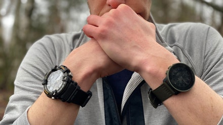 Smartwatch for outdoorsmen Clearance