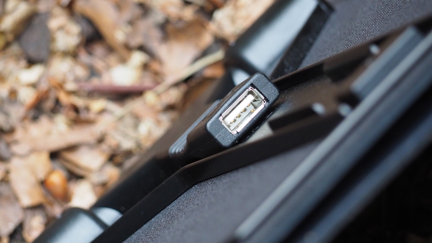 Goal Zero Nomad 10 USB socket