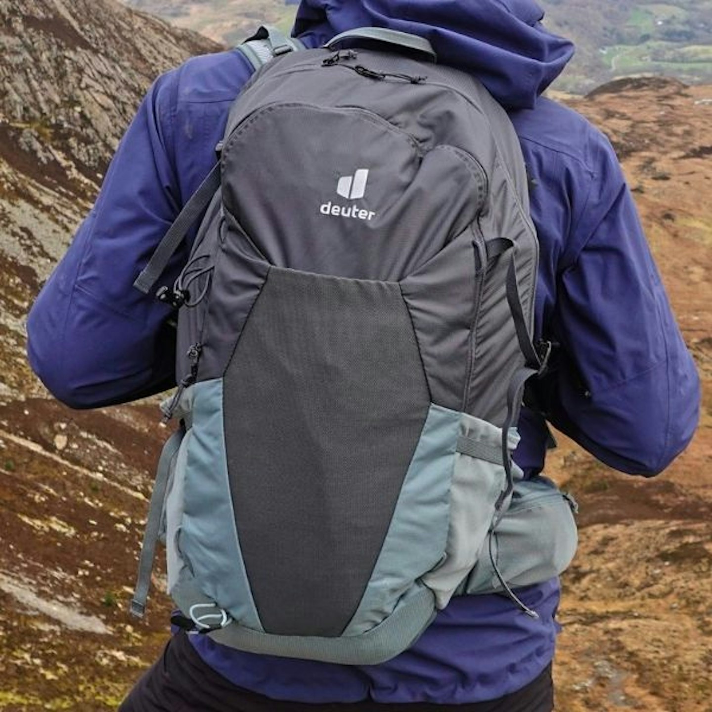 Deuter Futura 29 EL in use
