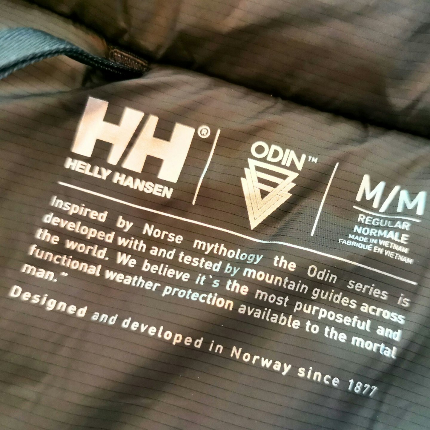 Helly Hansen Odin LIFA Pro Belay Jacket info label