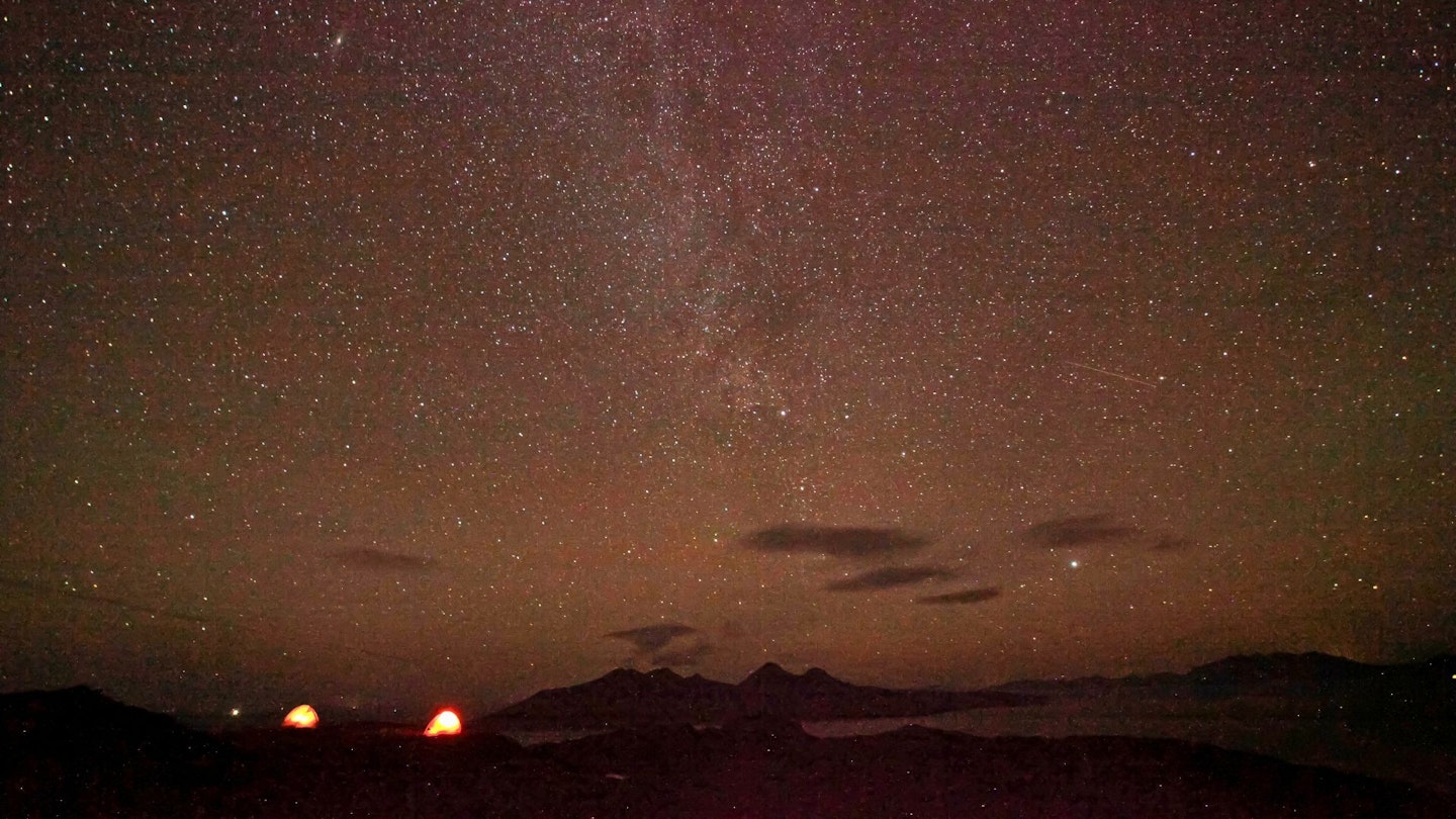 Milkyway stars from the Summit of An Sgurr Eigg, Scotland