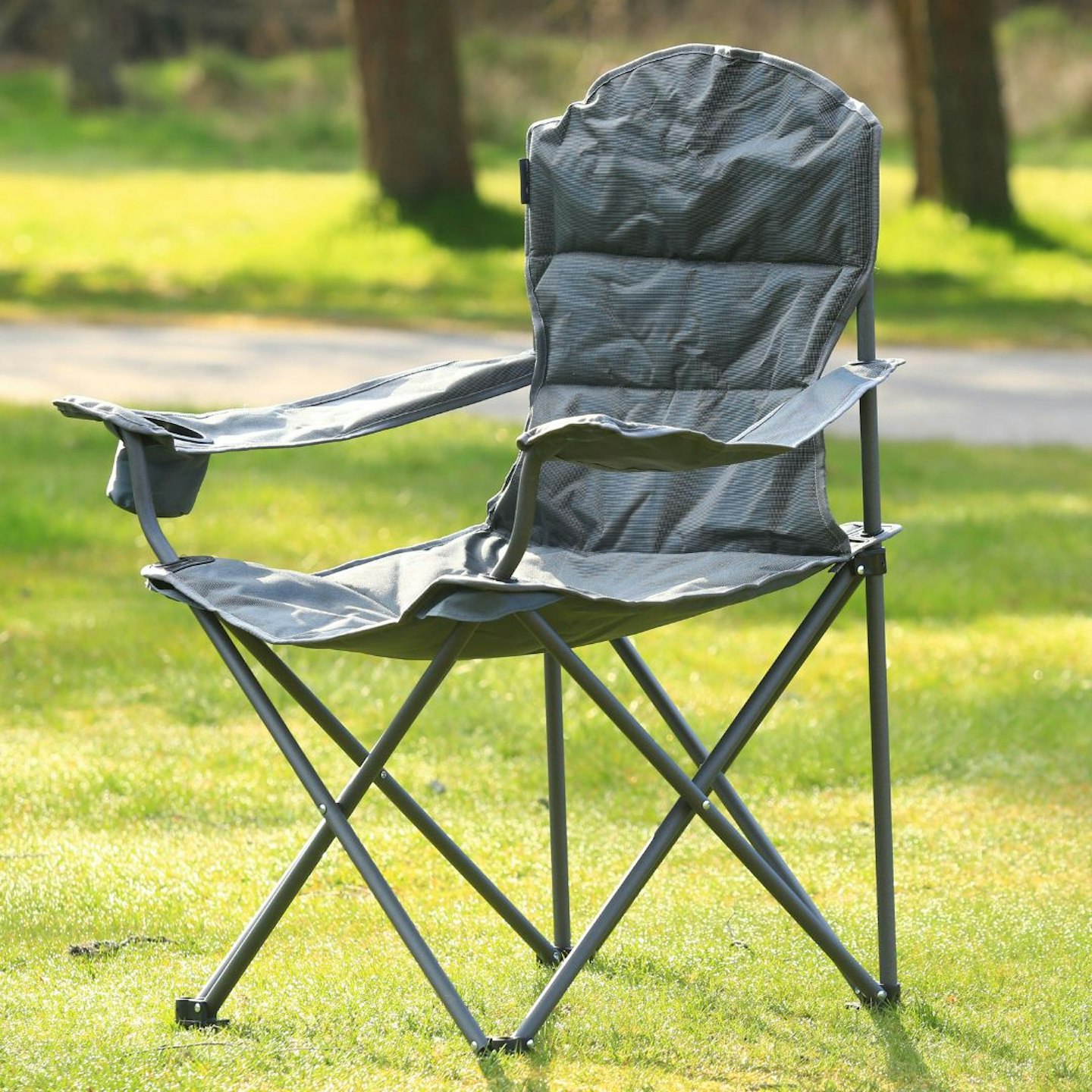 Vango Samson 2 Oversized Chair open on a campsite