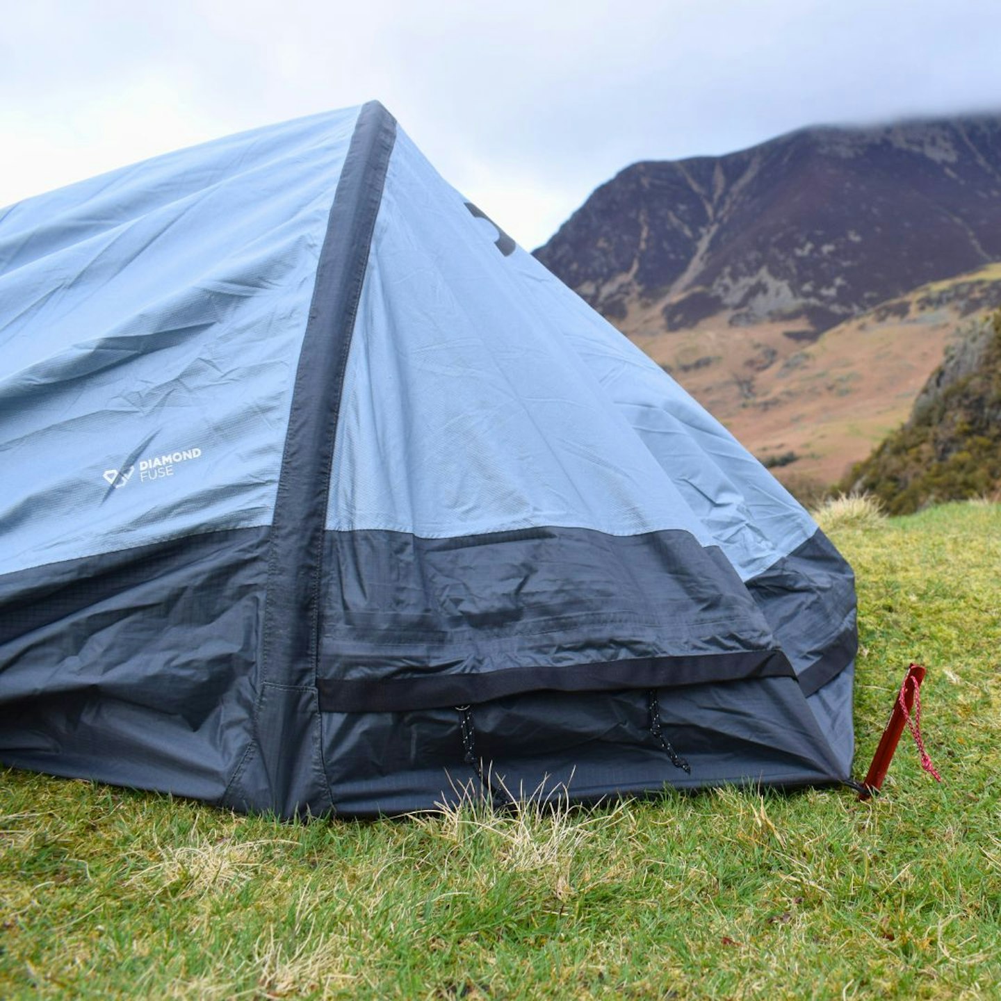 Outdoor Research Helium Bivy front closed