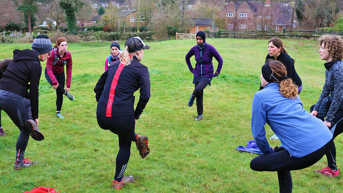 runners stretching