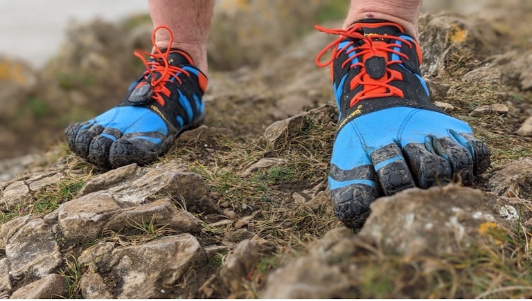 minimalist trail running shoes