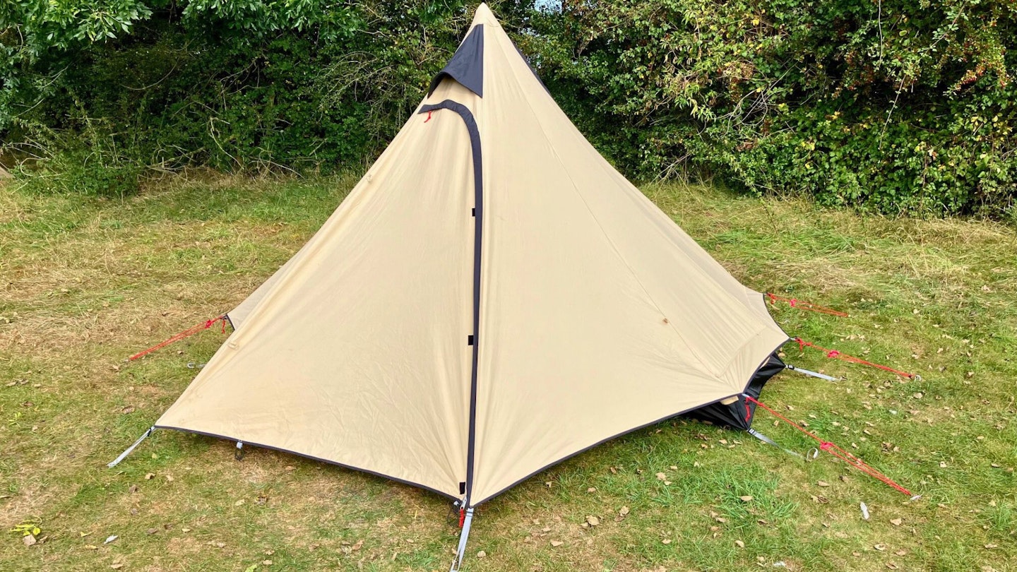 Robens Fairbanks tent pitched on a grass site