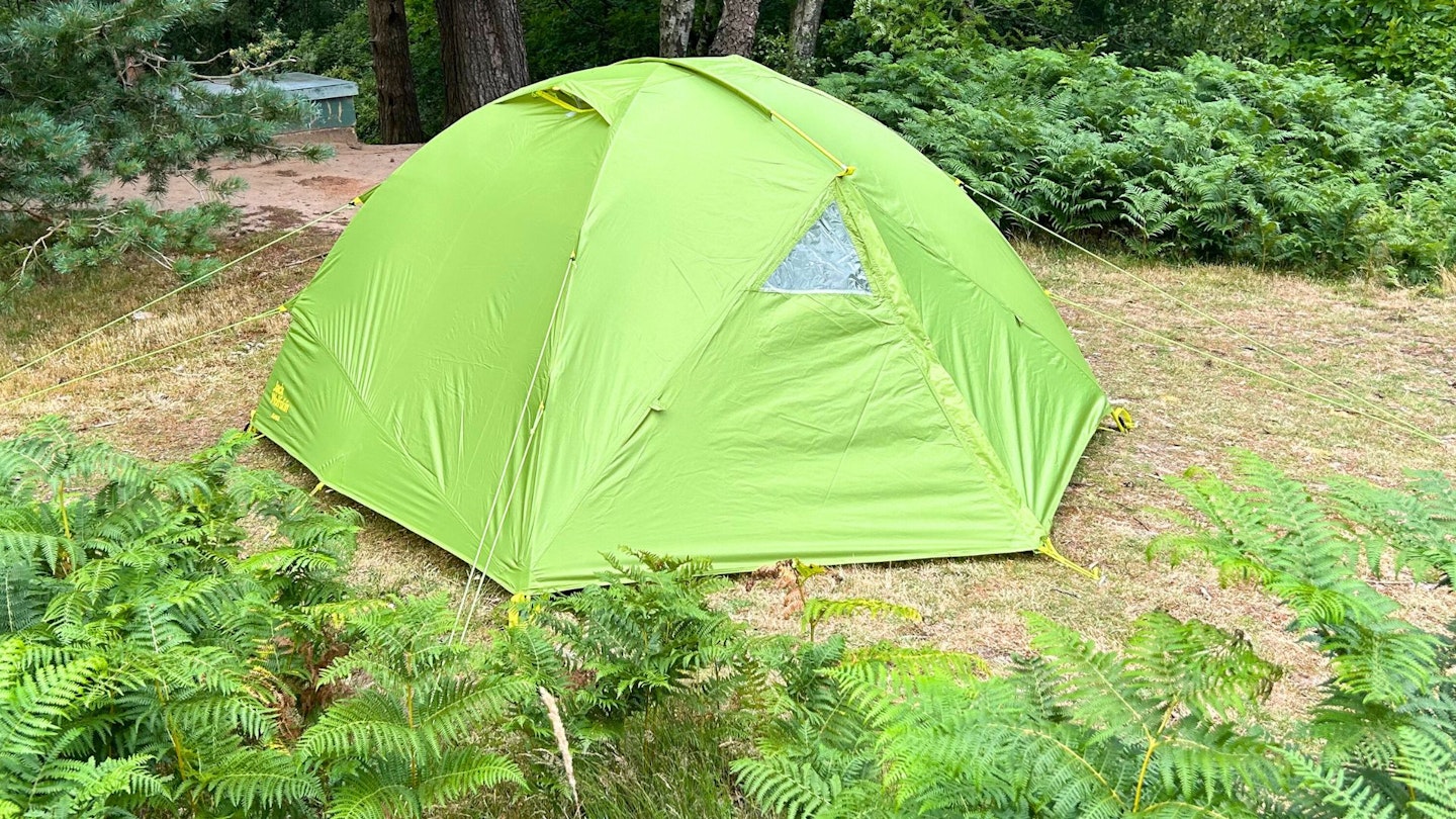 Jack Wolfskin Eclipse III pitched with flysheet fully zipped
