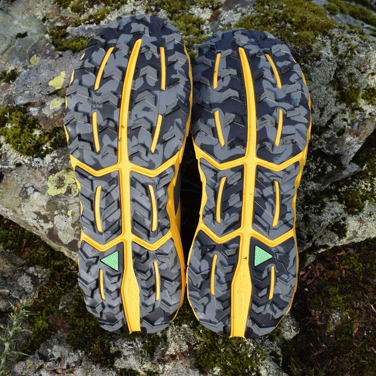 lugs on brooks cascadia 17 trail running shoe