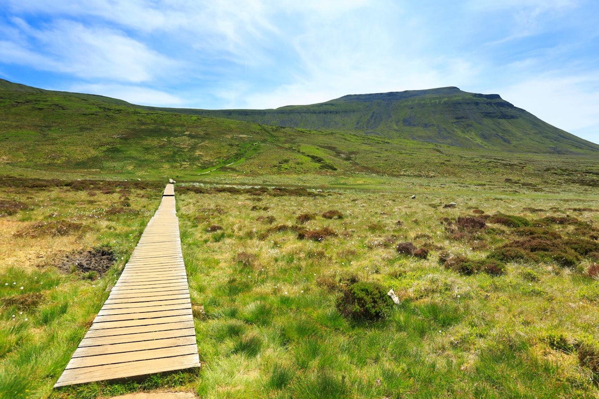 How to walk the Yorkshire Three Peaks Challenge LFTO