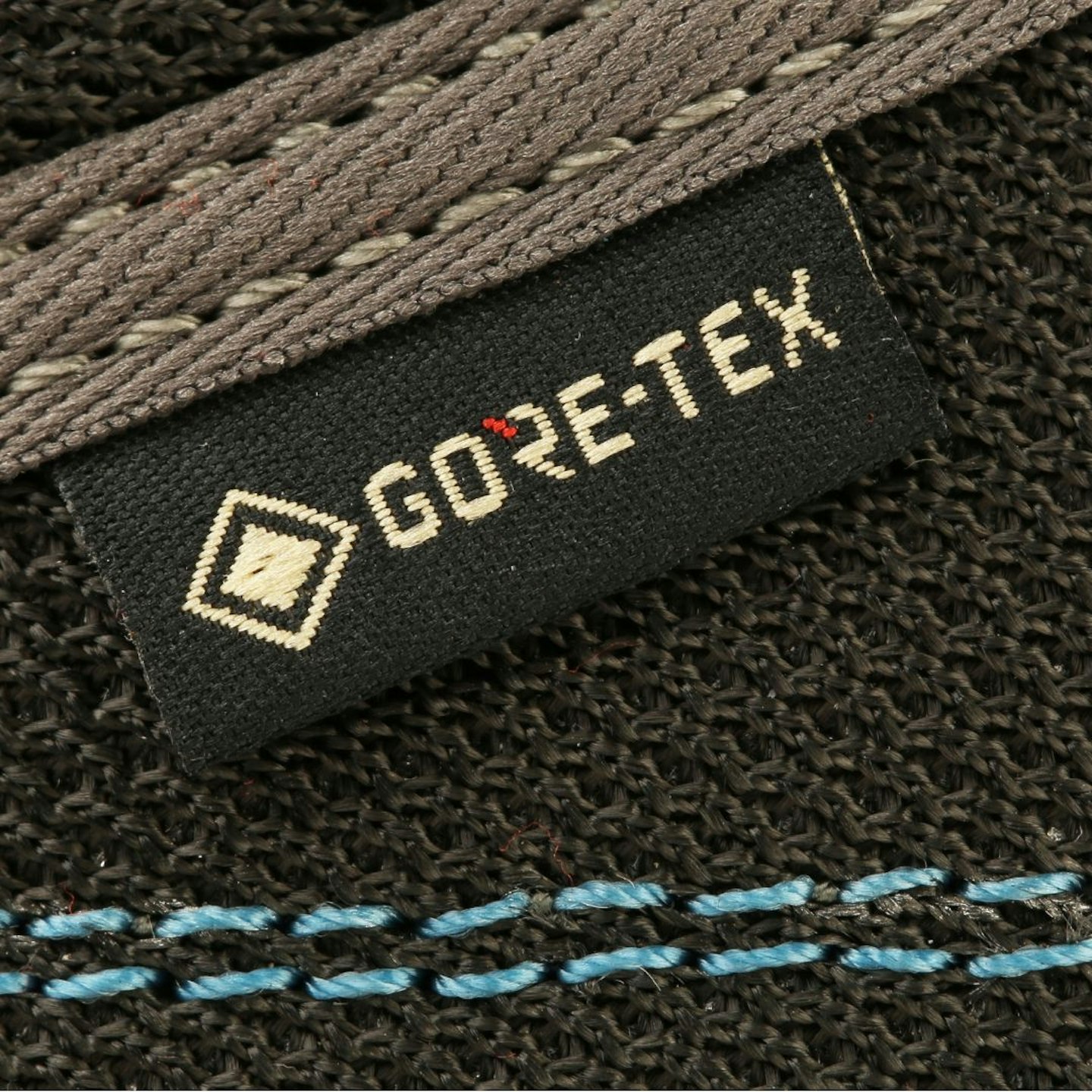 AKU Trekker Lite III GTX Gore-Tex label