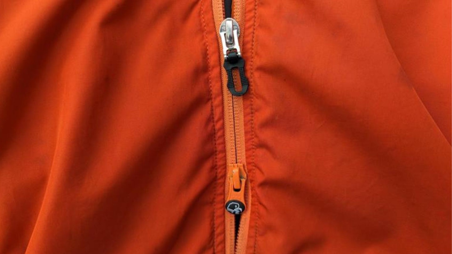 Waterproof jacket zip