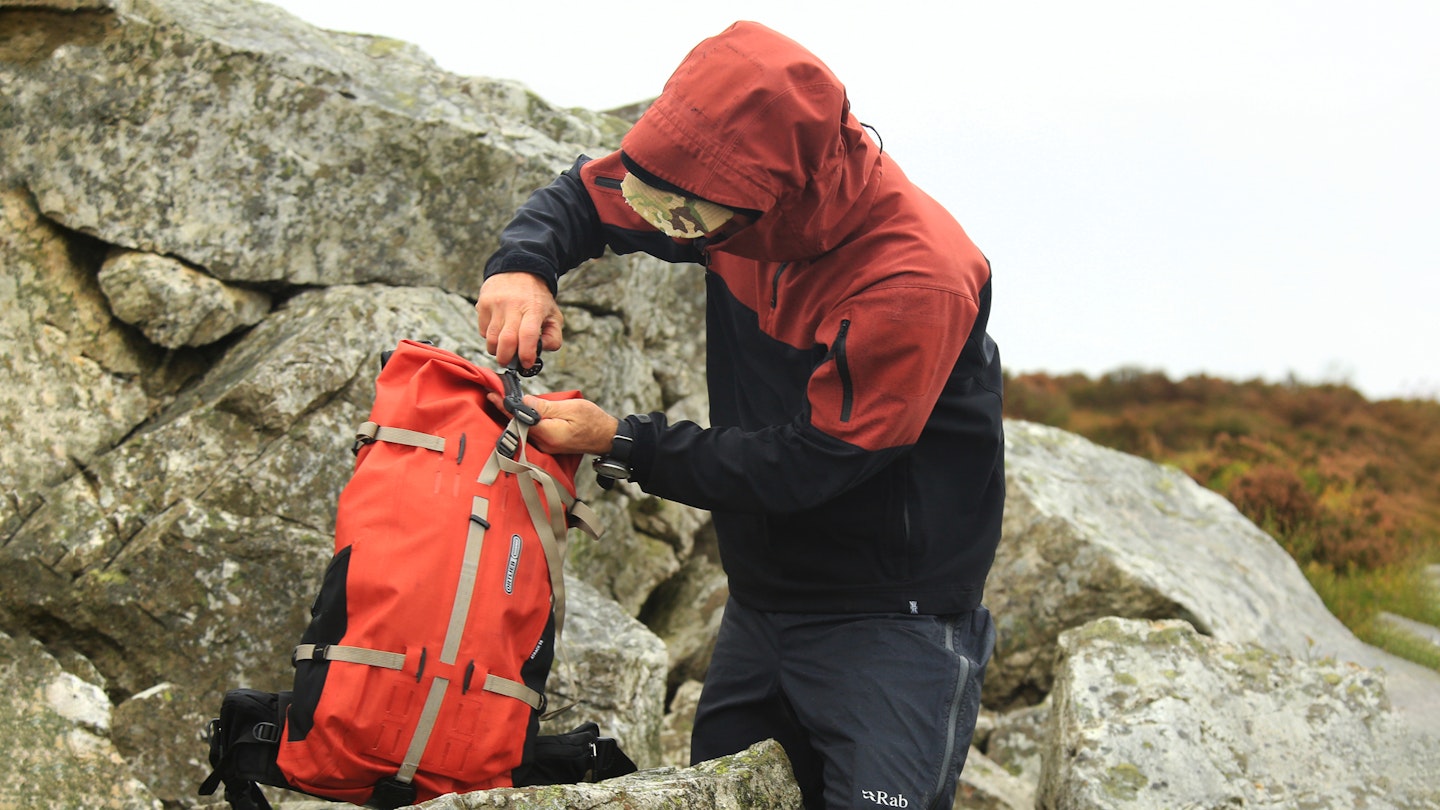 Opening the Ortlieb Atrak 35L waterproof backpack