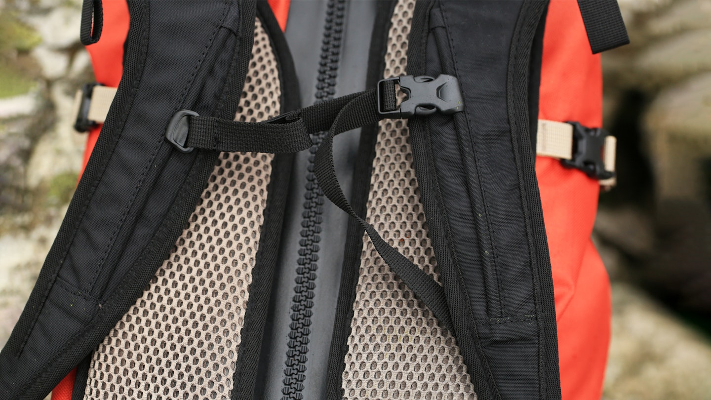 Ortlieb Atrack 35 waterproof backpack Back system