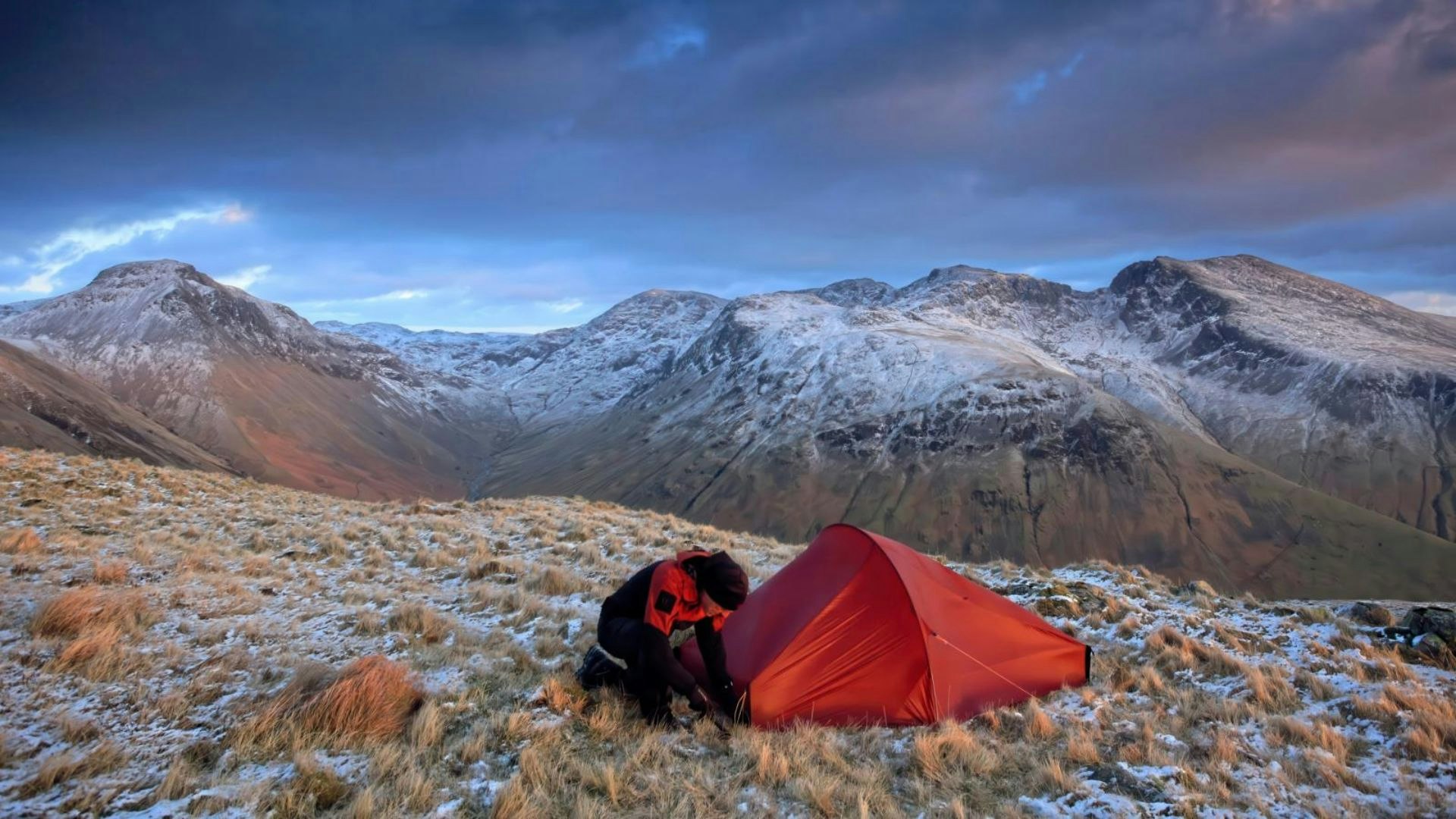 Winter wild camp, Yewbarrow, Lake District