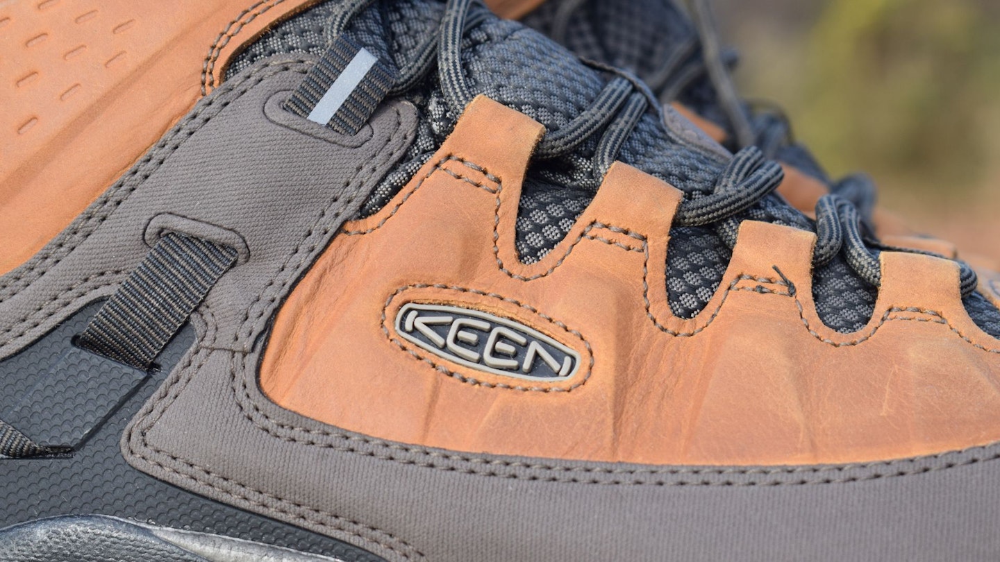 The logo on the Keen Men's Targhee III Mid Waterproof Boots