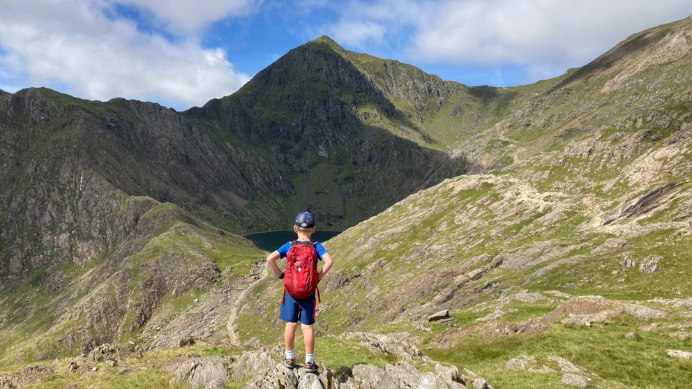 How to climb Snowdon with kids | Mapped route guide and expert tips