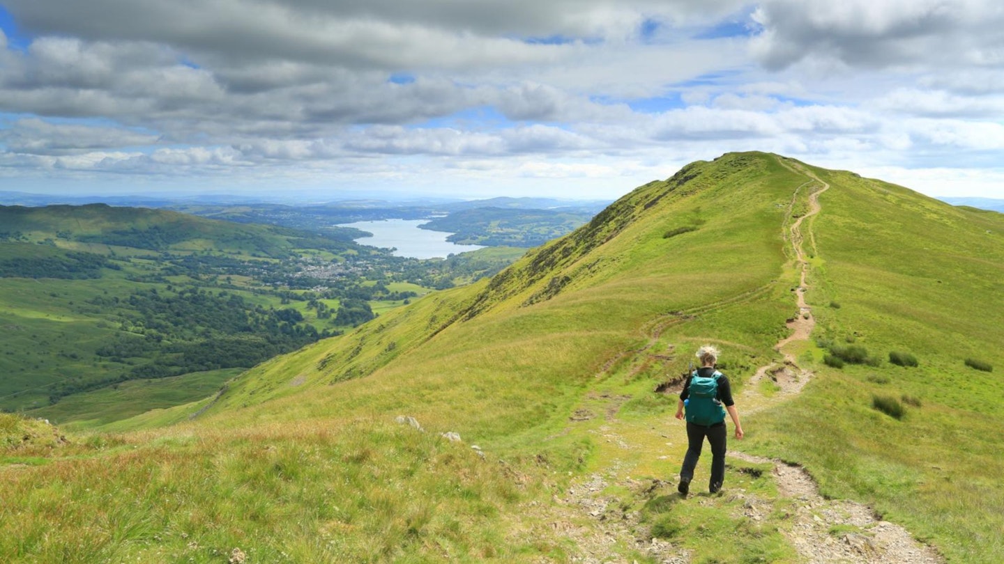 Walker on Heron Pike looking south Fairfield Horseshoe