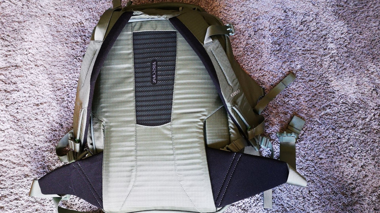 the back system of the Osprey Sojourn Porter 30L