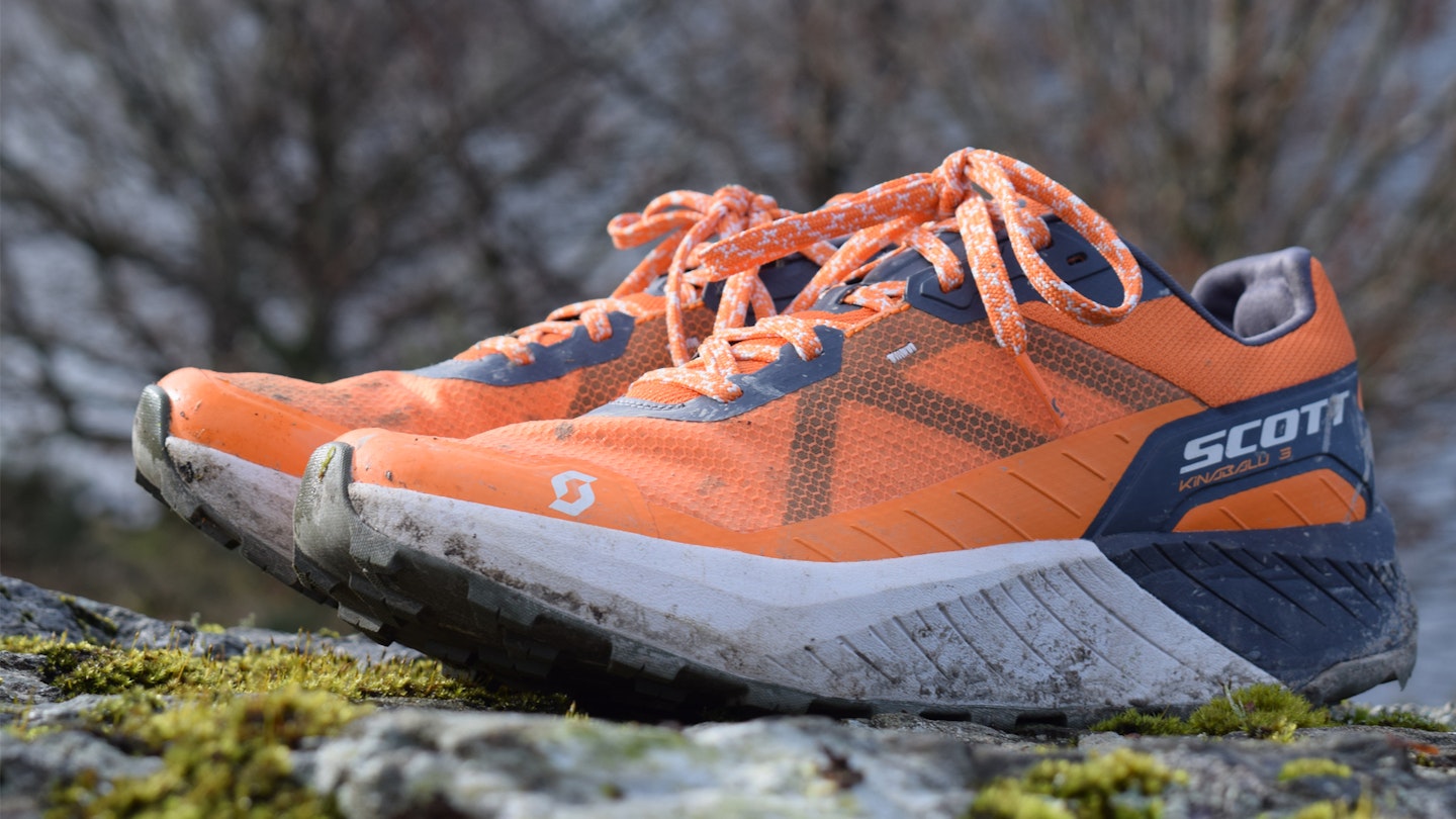 feature shot of the Scott Kinabalu 3 trail running shoe