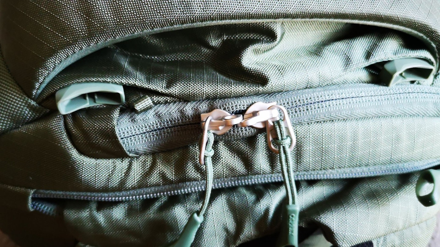 The zip on the Osprey Sojourn Porter 30L