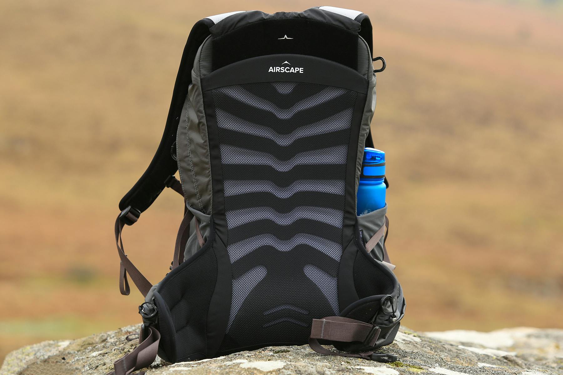 Osprey Talon 22 hiking backpack tested and reviewed