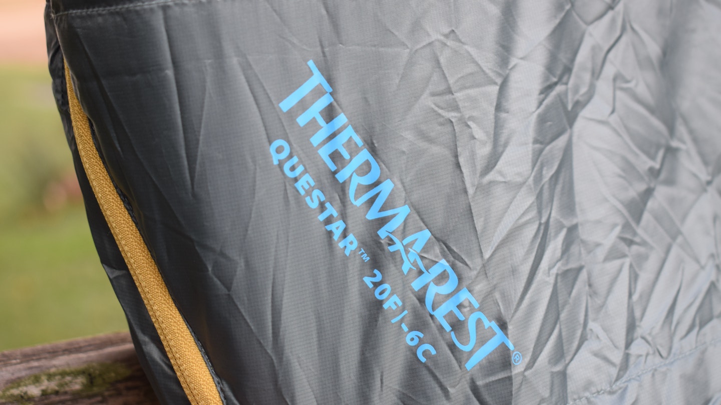 Logo on Thermarest Questar sleeping bag
