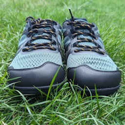 minimalist trail running shoes