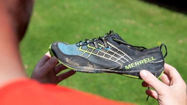 minimalist trail running shoes