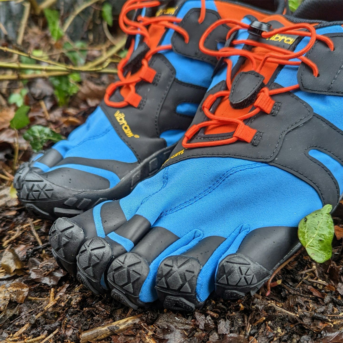 individual toes on the Vibram FiveFingers V-Trail 2.0 Trail Running Shoes