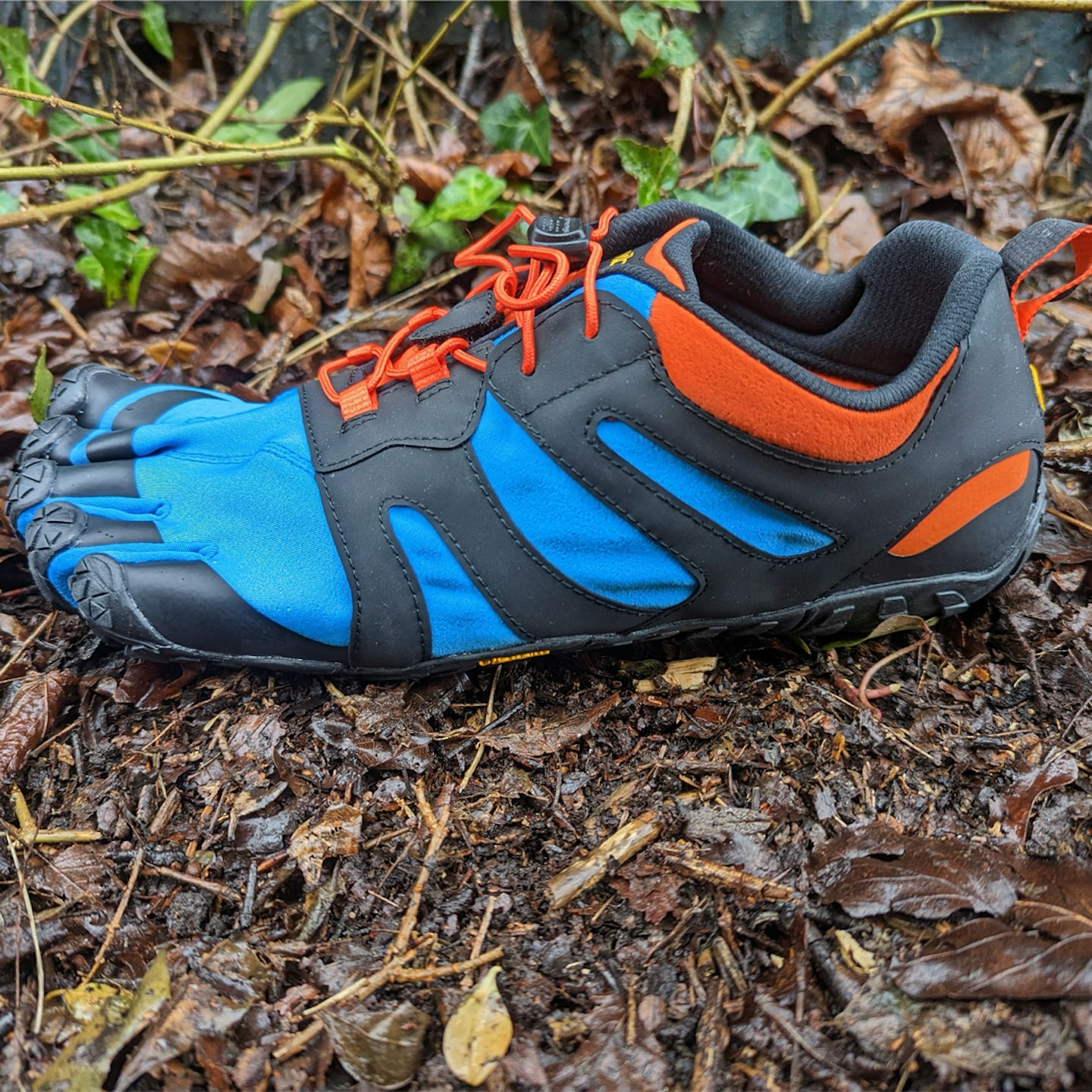 side profile of the Vibram FiveFingers V-Trail 2.0 Trail Running Shoes