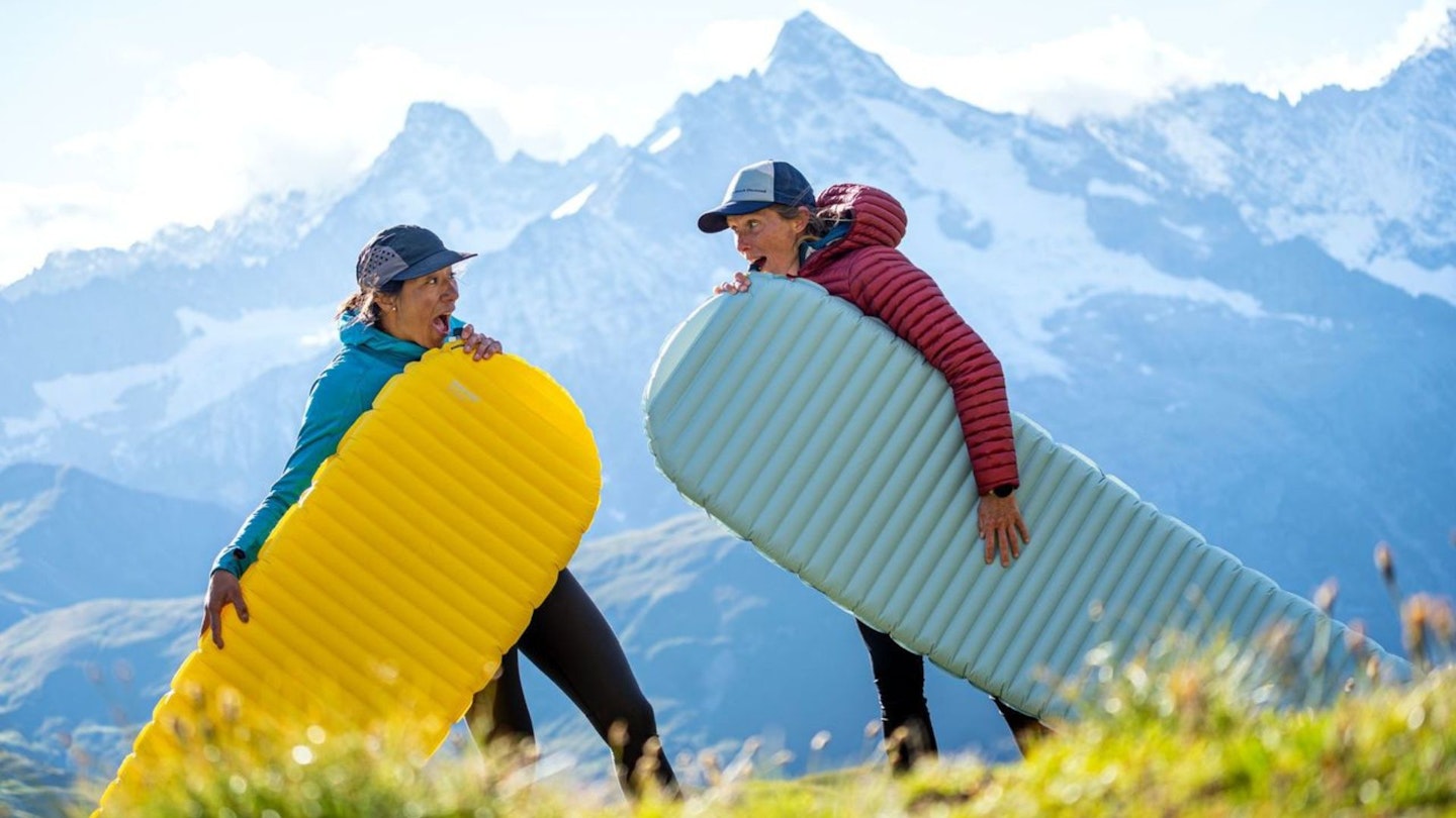 Hikers with Thermarest XLite NXT sleeping mat