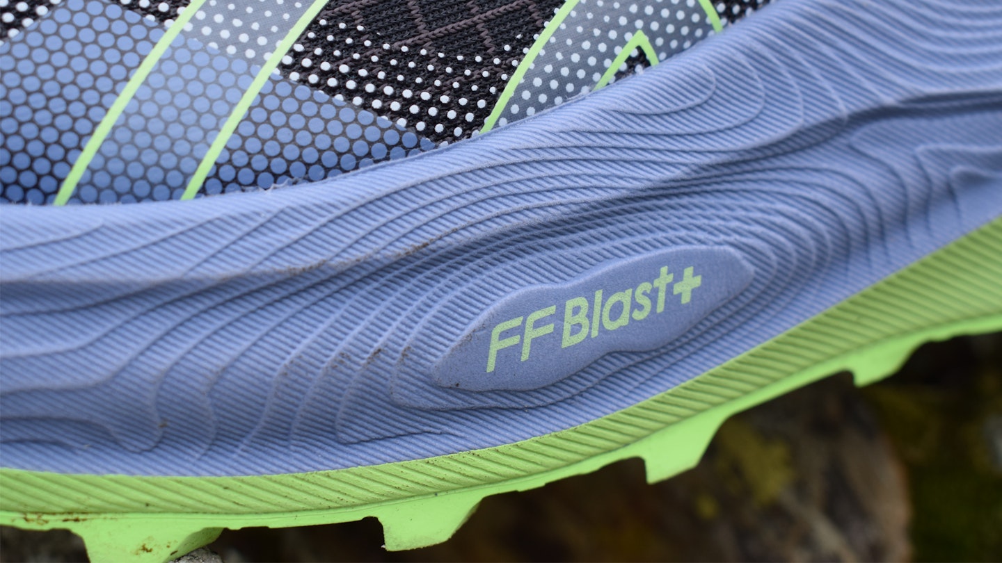 FF Blast foam midsole of Asics Trabuco Max 3 trail running shoes