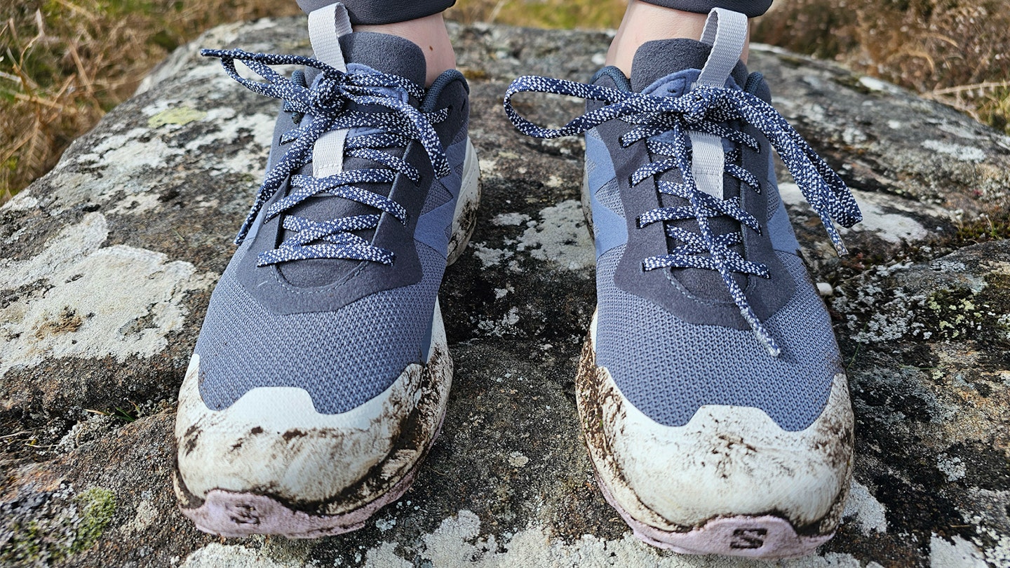 Salomon Elixir Activ GTX hiking shoes upper and laces