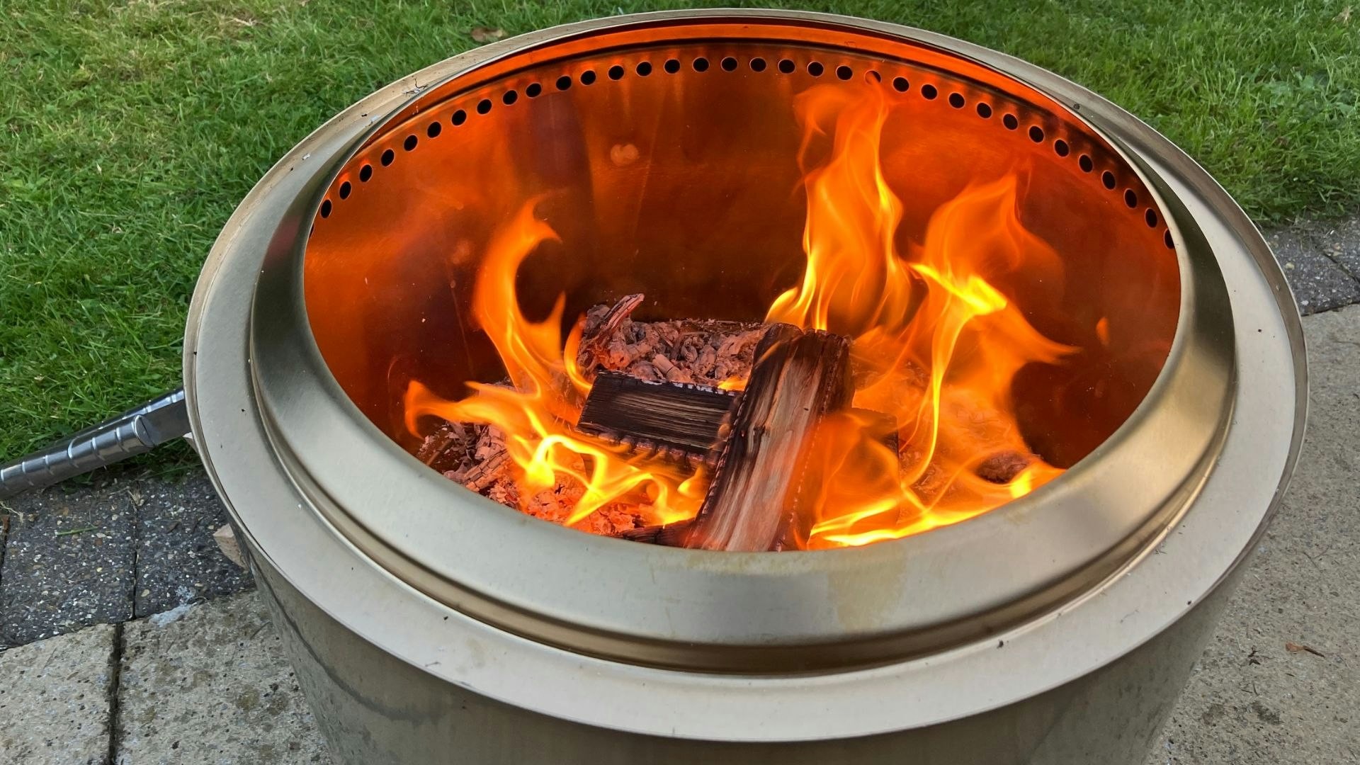 Solo stove bonfire