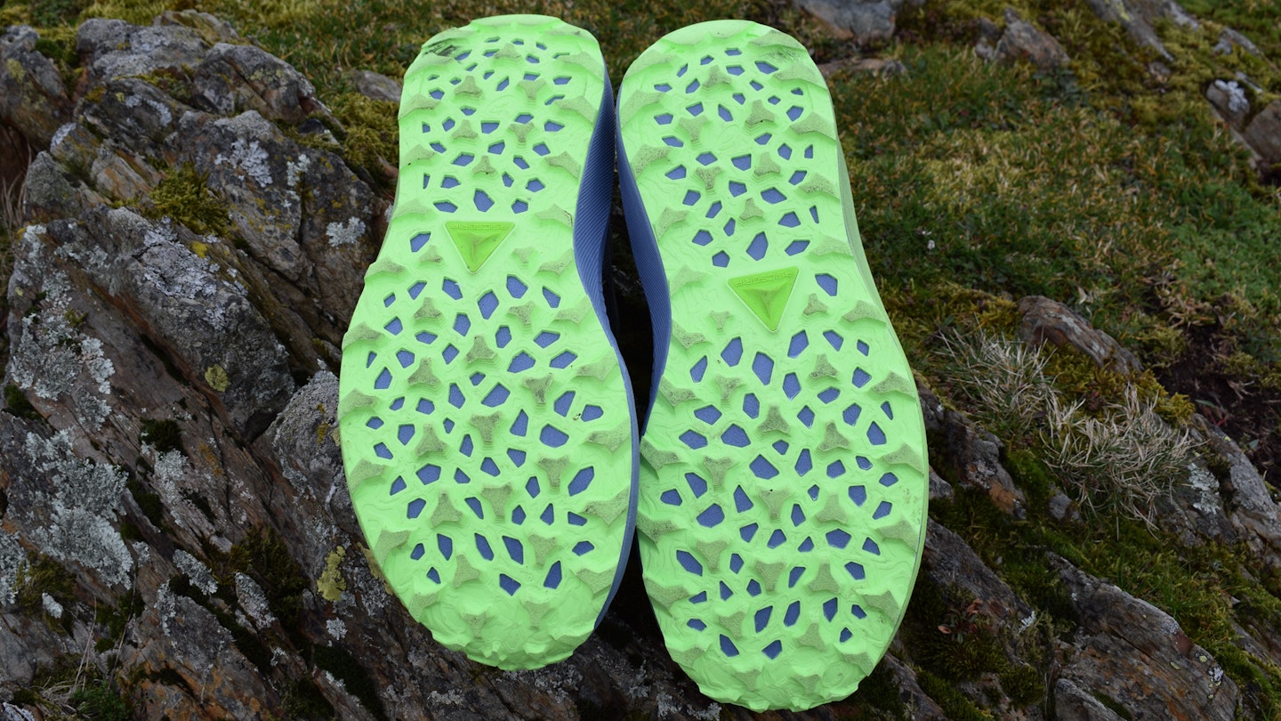 rubber lugs and outsole on Asics Trabuco Max 3 trail running shoes