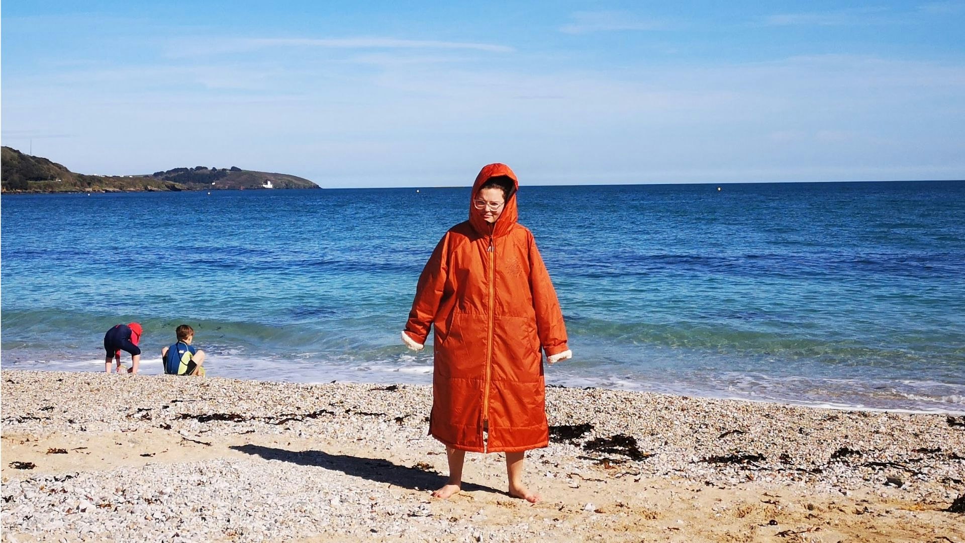 Passenger dryrobe on the beach