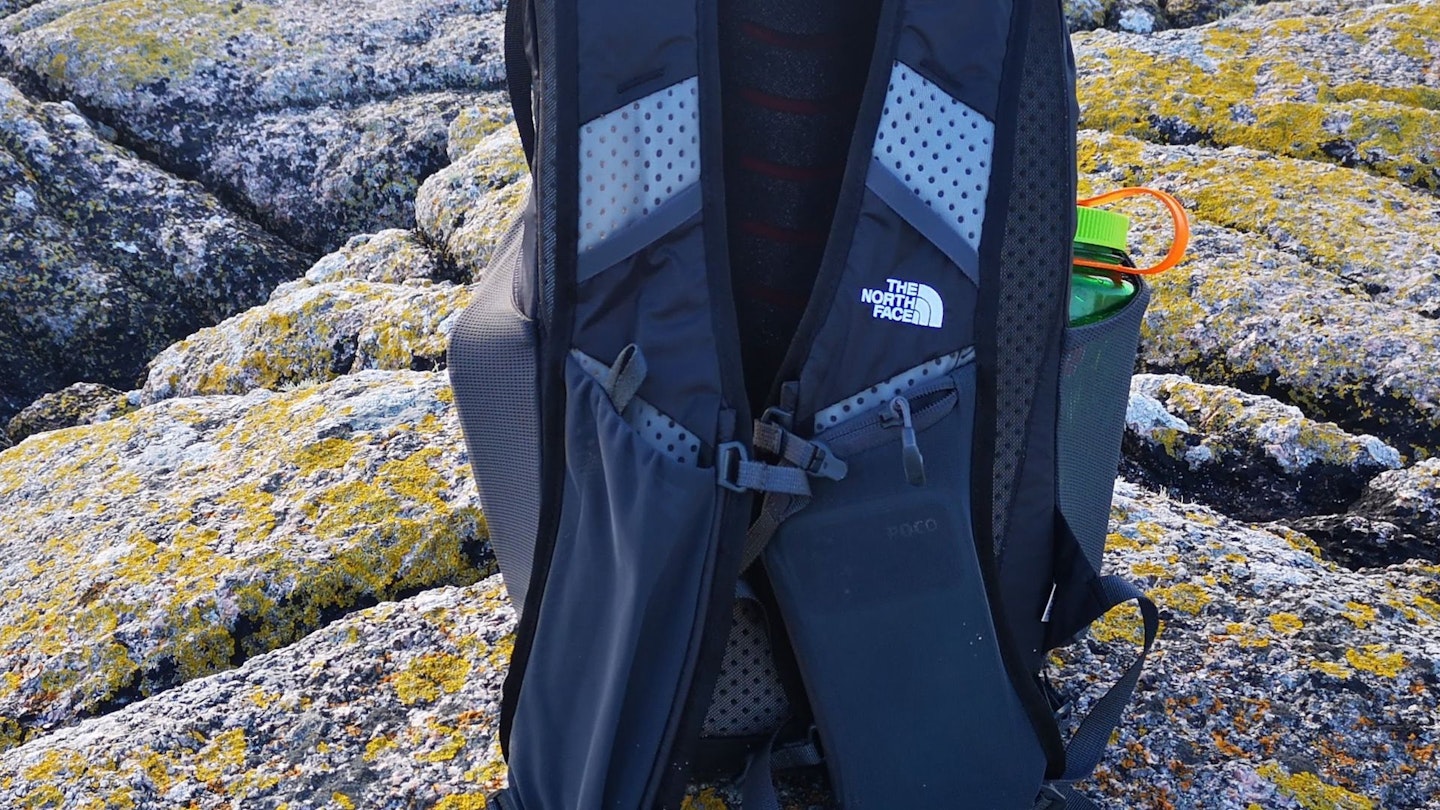 The featured straps of north face trail lite backpack