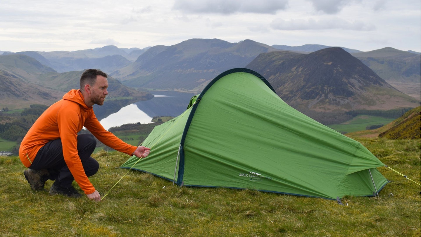 James Forrest pitching Vango Apex Compact 200