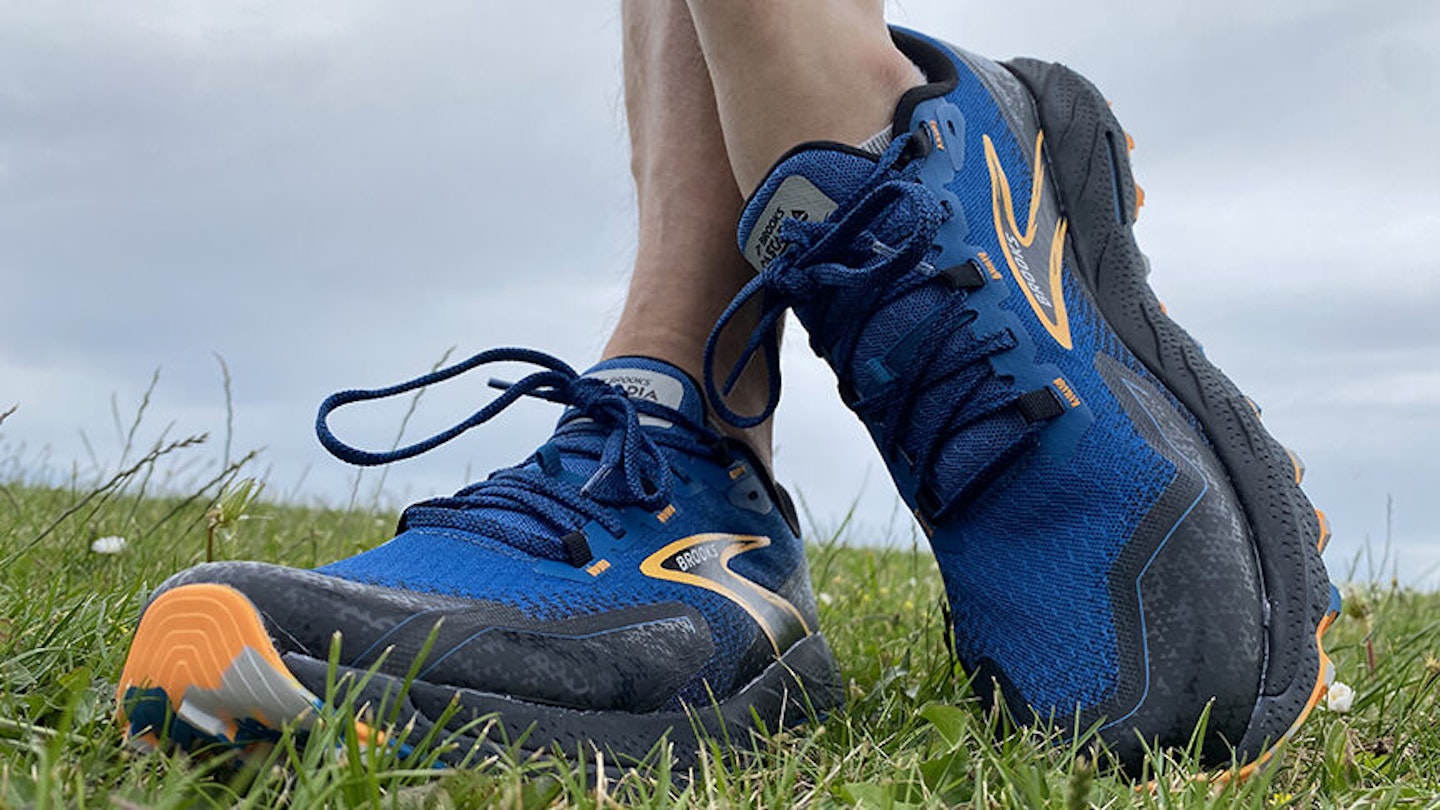 Brooks cascadia 18 trail running shoes