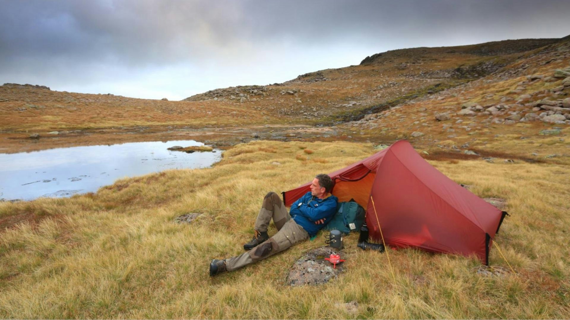 Wild camp at lochan above Loch Etchachan, Cairngorms