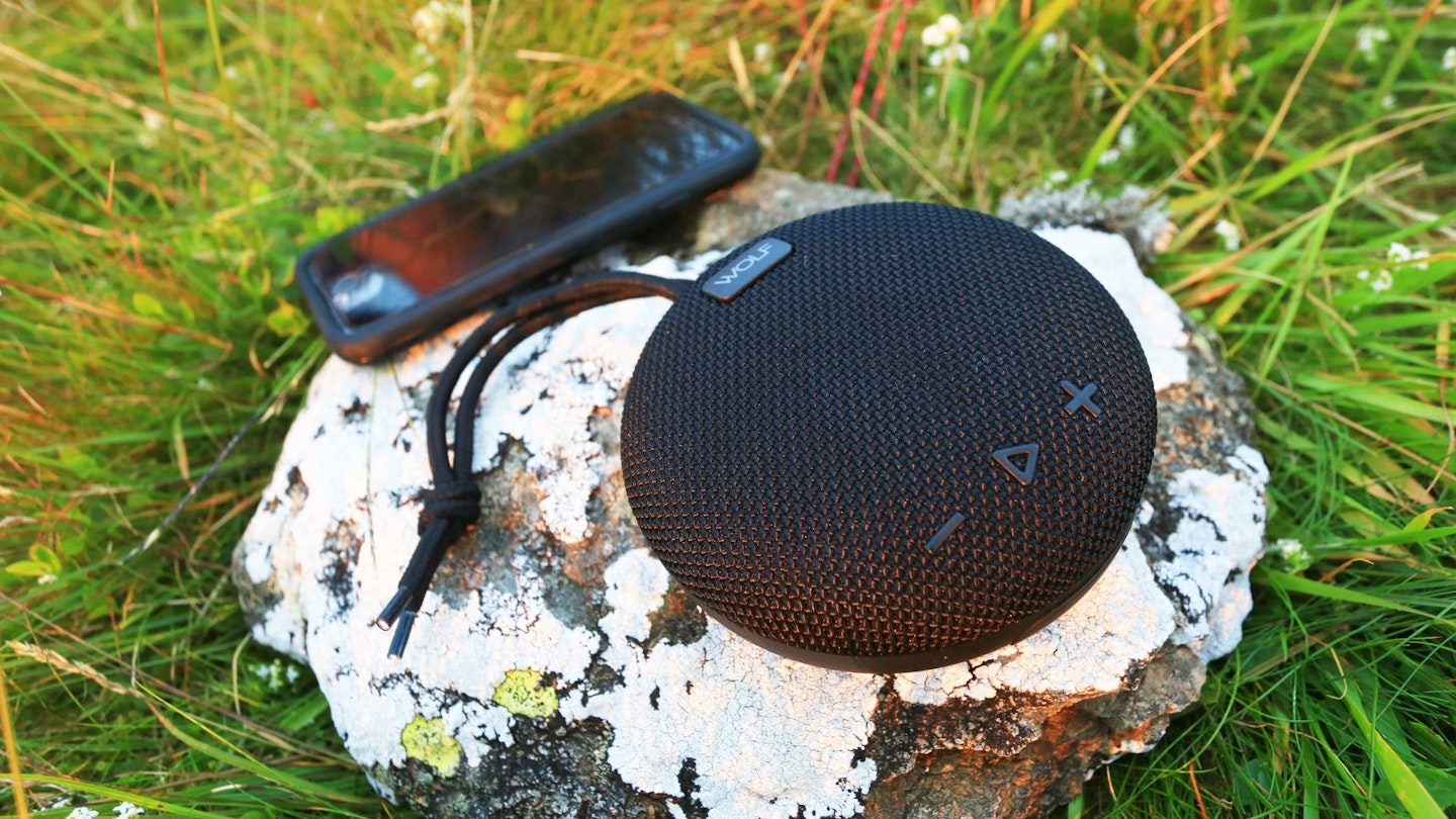 Wolf C200 Waterproof Speaker