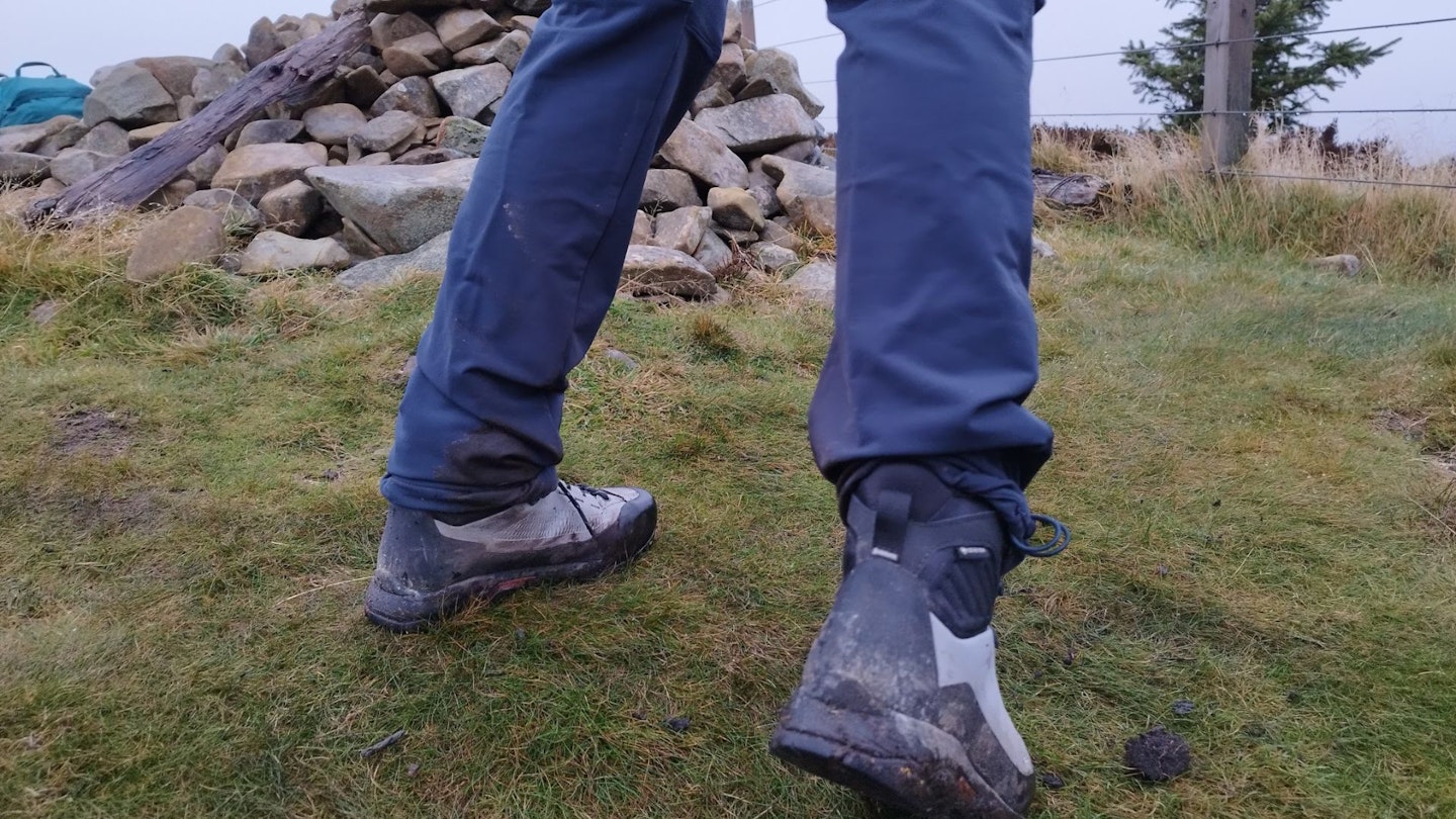 Fjallraven trousers cuffs 01