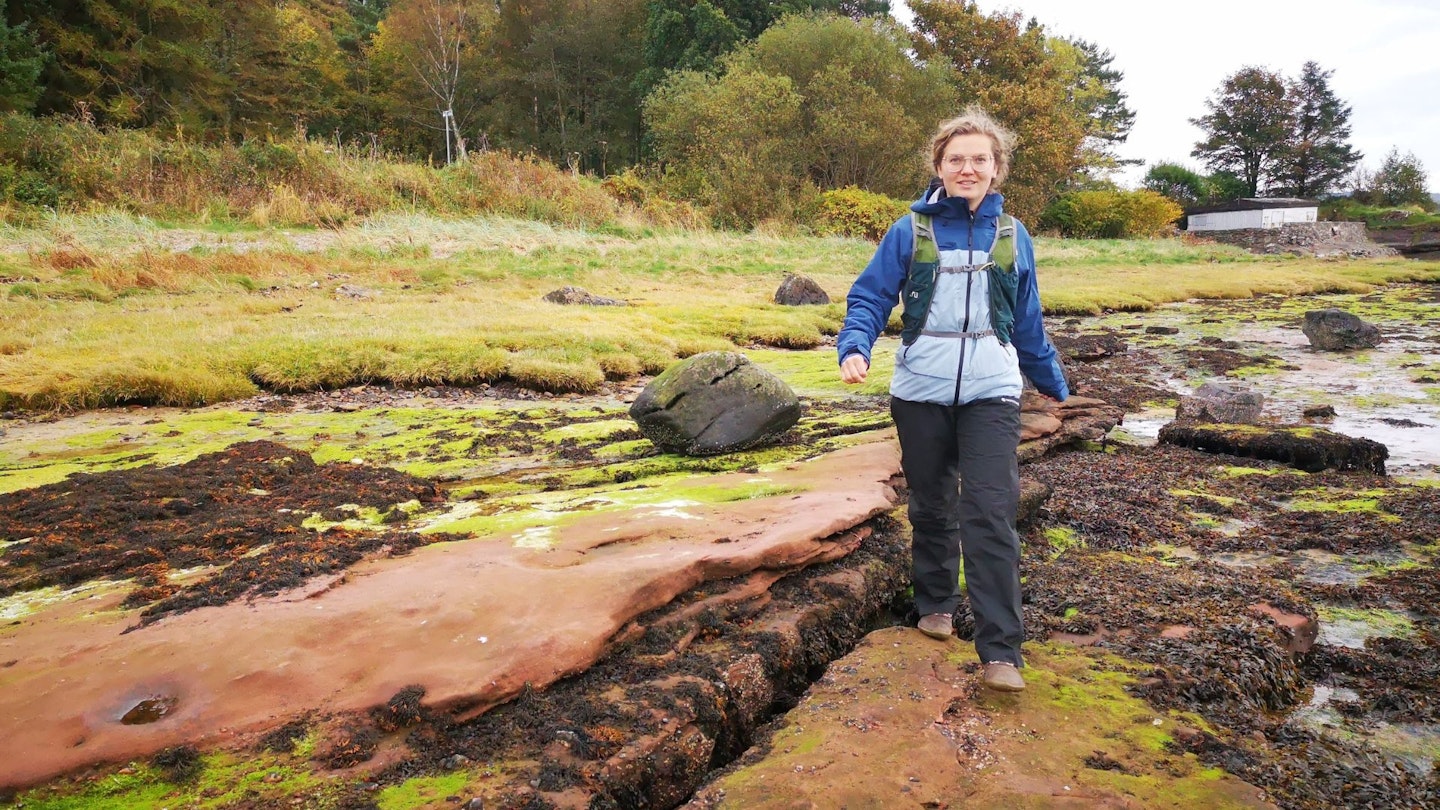 Fliss Models a slightly baggy pair of waterproof trousers