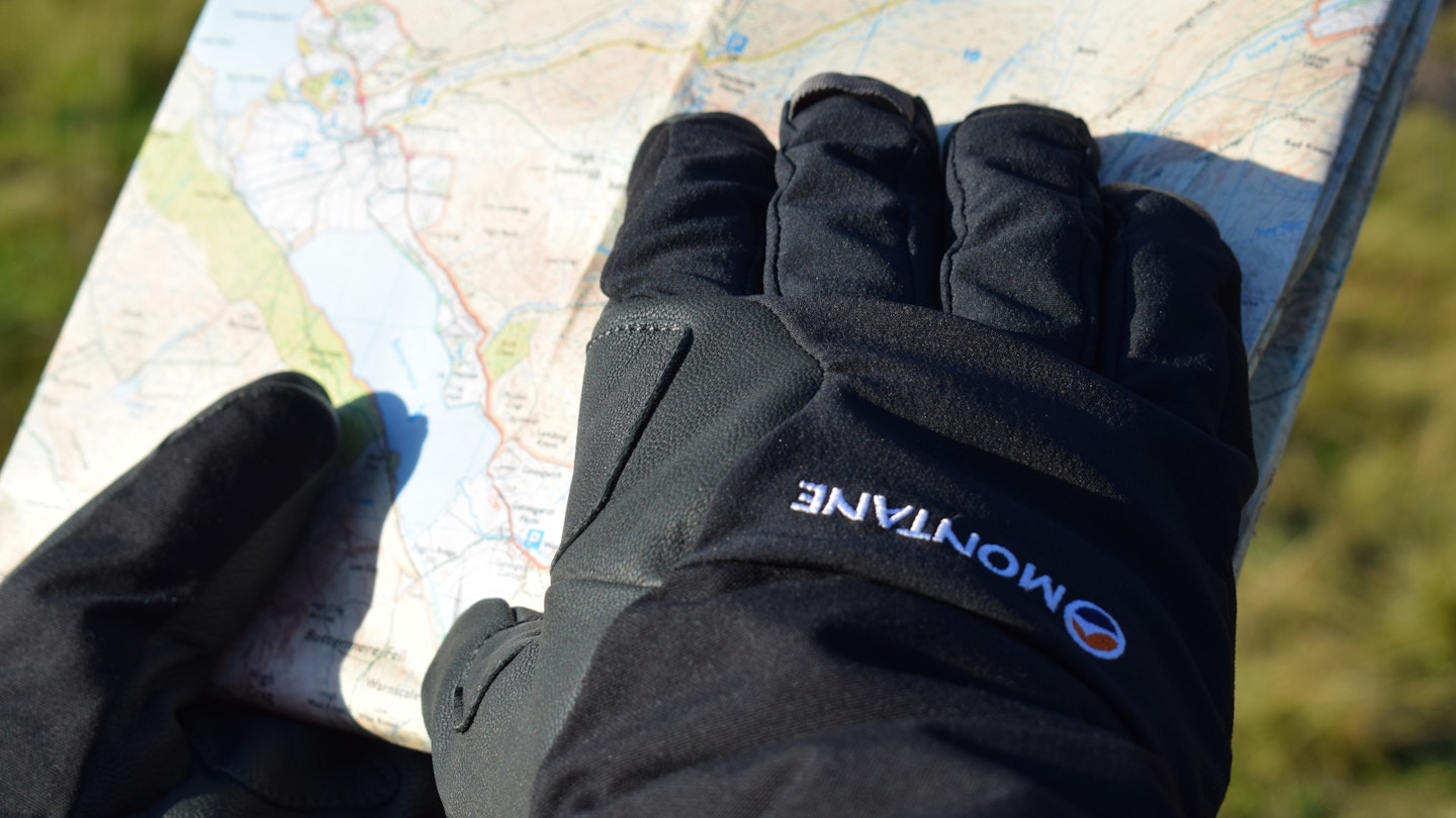 Montane Supercell gloves