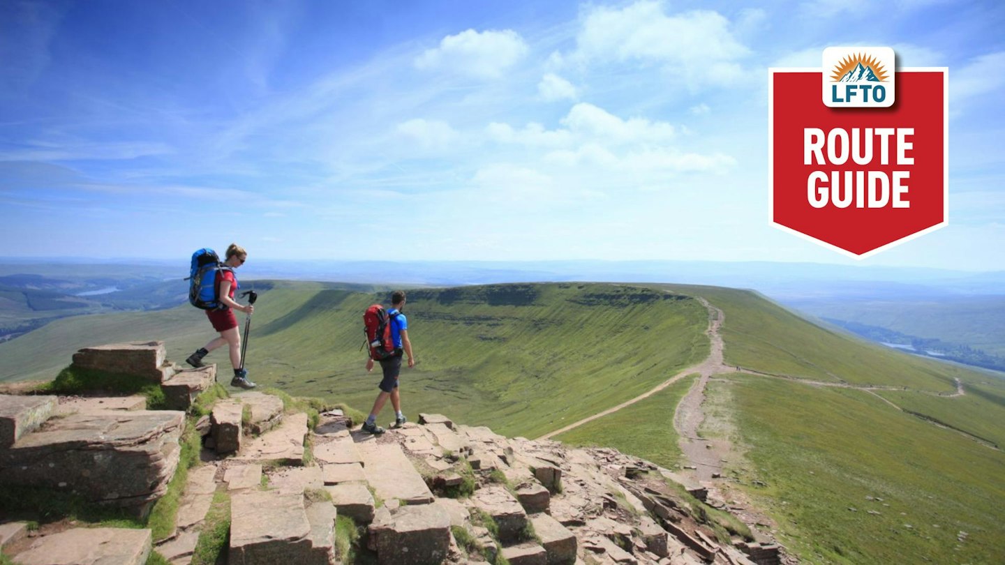 Pen Y Fan Horseshoe Walk Brecon Beacons Step by step Guide pen-y-fan-horseshoe-walk-brecon-beacons-step-by-step-guide