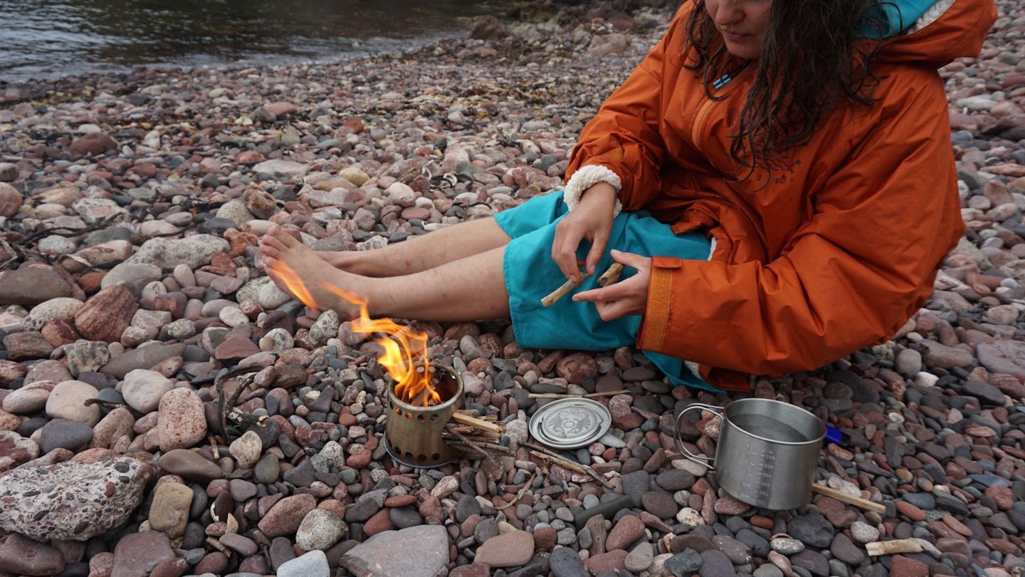 Petromax Cup Stove in use