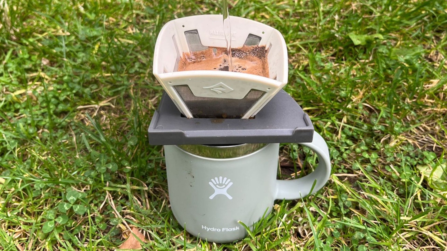 S2S collapsible coffee drip in use