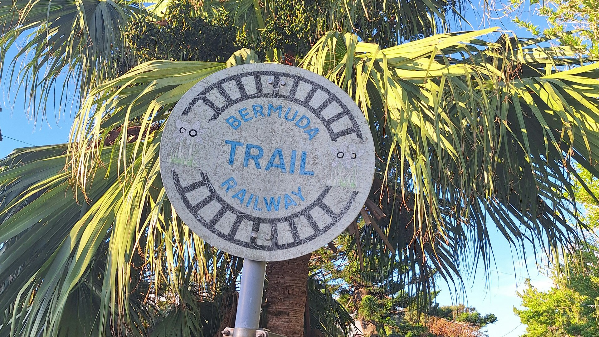 Bermuda Trail sign