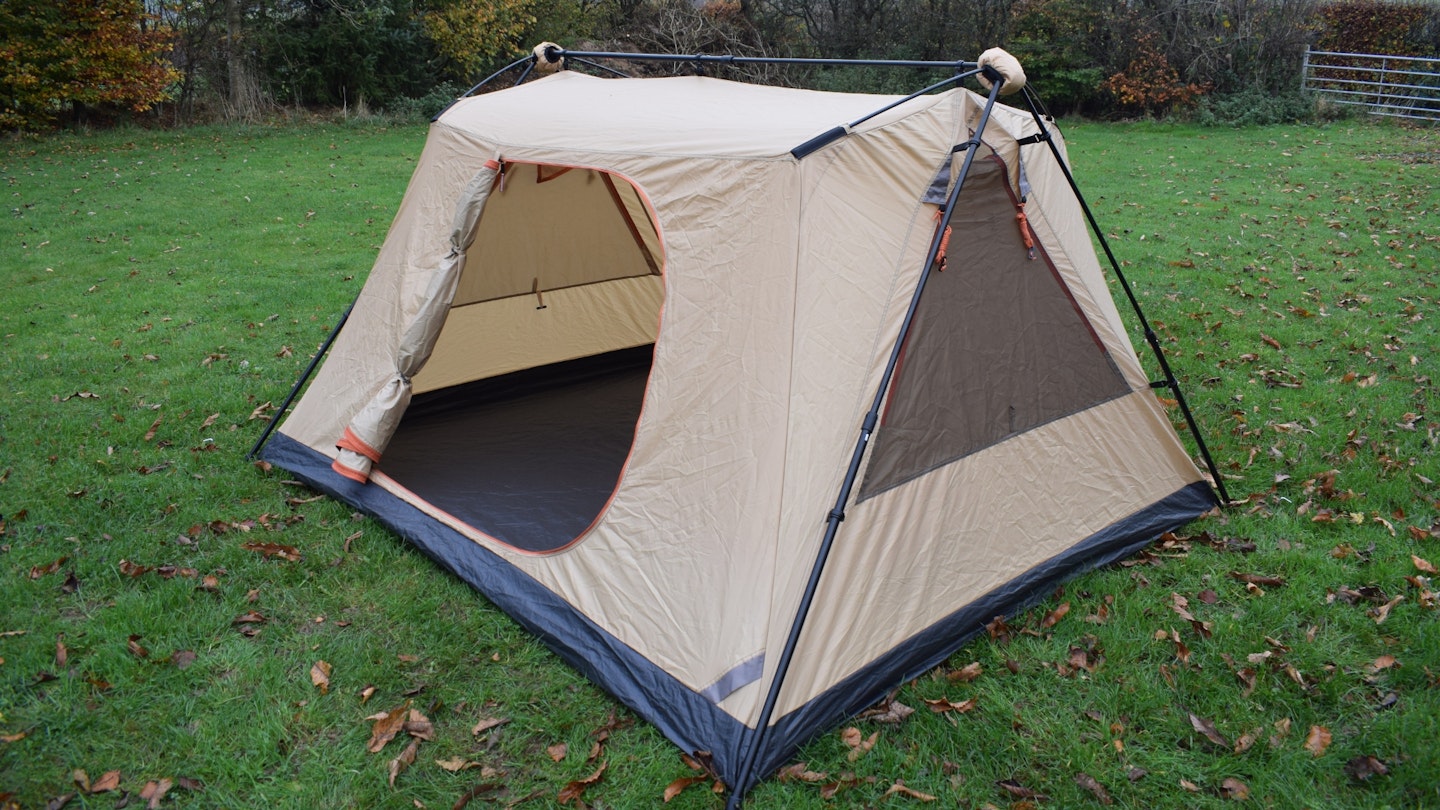 Coleman Fast Pitch Swagger 3 pop-up tent