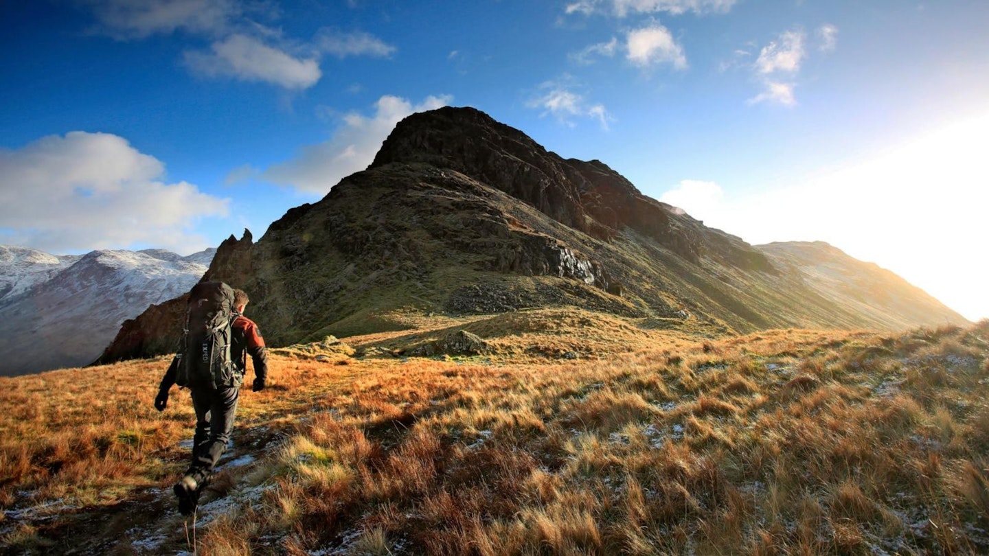 Yewbarrow from Dore Head, Lake District